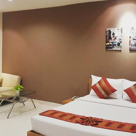 Sena House Hotel Bangkok Kültér fotó